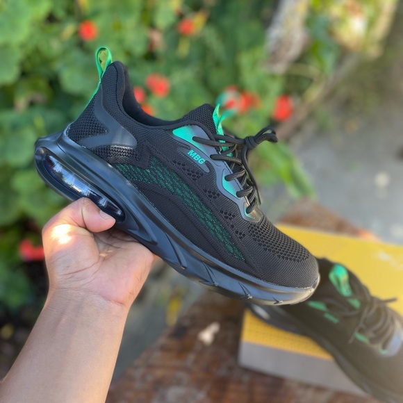 women's industrial work shoes with steel toe anti-slip comfortable and light - Picture 2 of 8